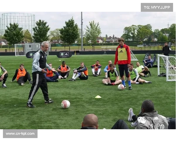 青训路径改革:教育者与教练角色分离提案 青训路径改革:教育者与教练角色分离提案