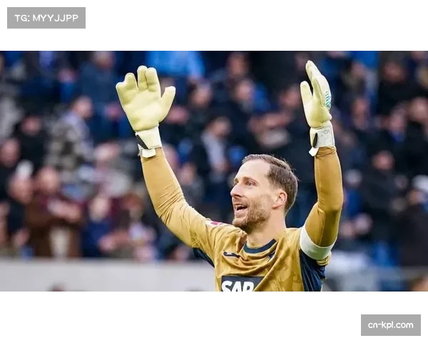 卡恩谈鲍曼:很好地应对了国家队压力,没展现出弱点